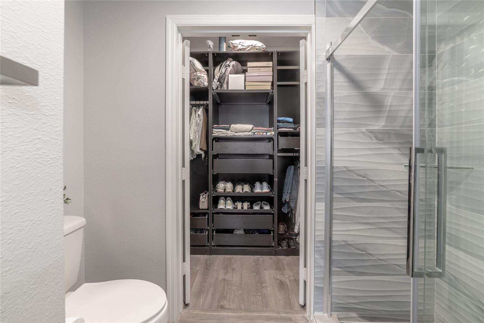 Image 35 of 51 For 501 Knights Run Avenue 1326