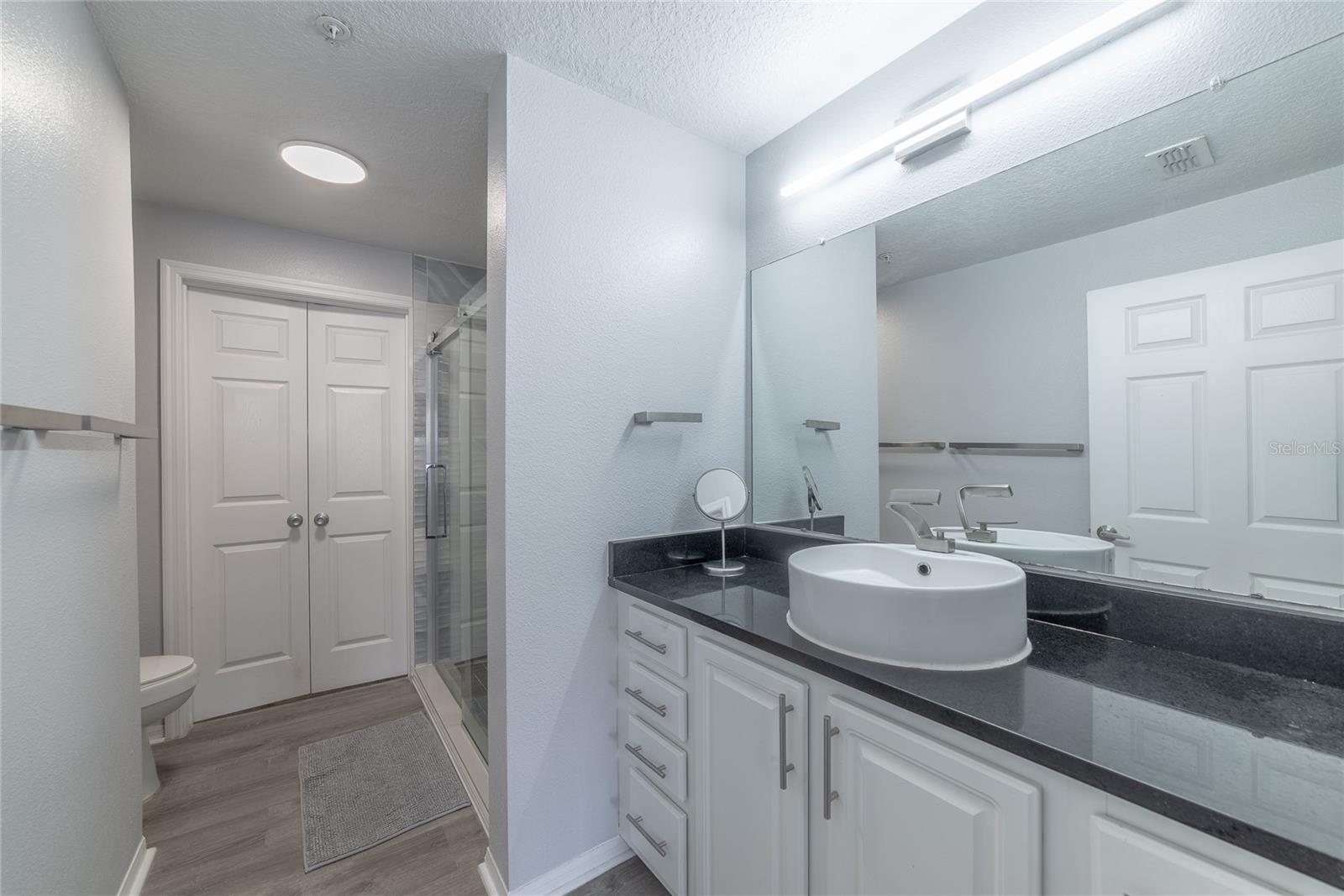 Image 40 of 51 For 501 Knights Run Avenue 1326