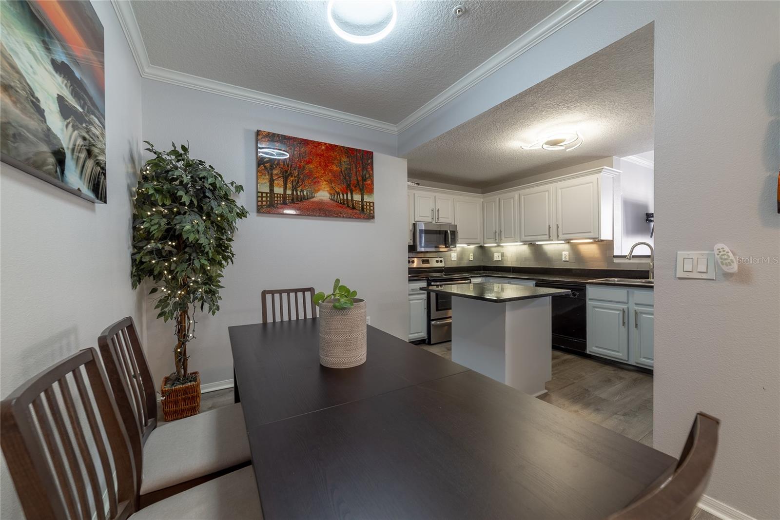 Image 5 of 51 For 501 Knights Run Avenue 1326