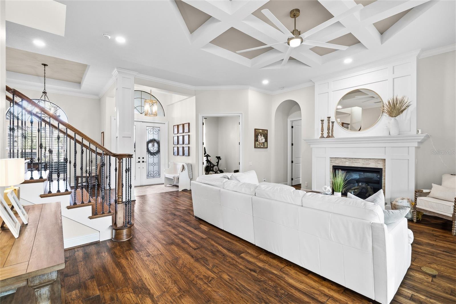 Image 11 of 59 For 16406 Chapman Crossing Drive