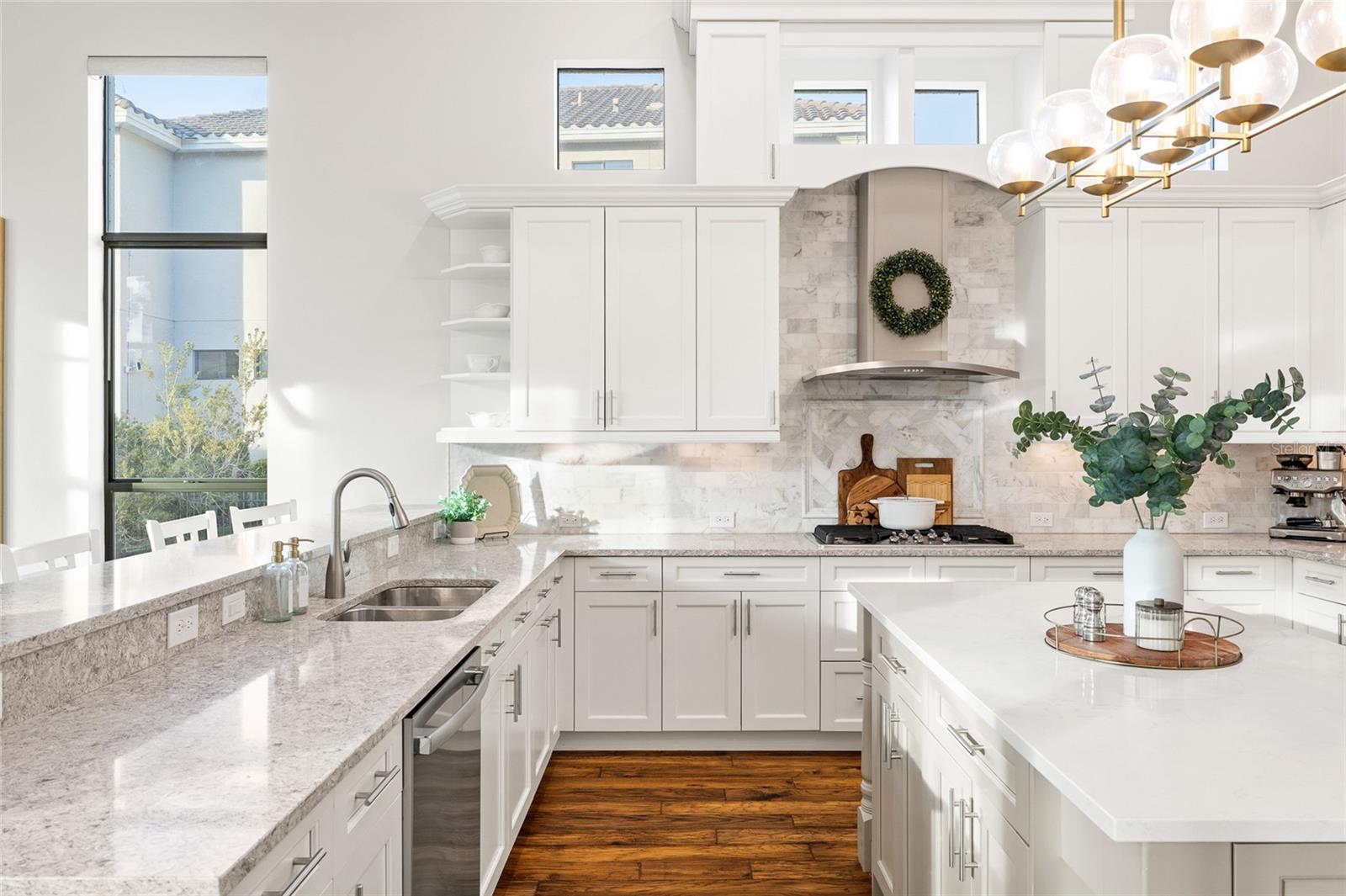 Image 18 of 59 For 16406 Chapman Crossing Drive