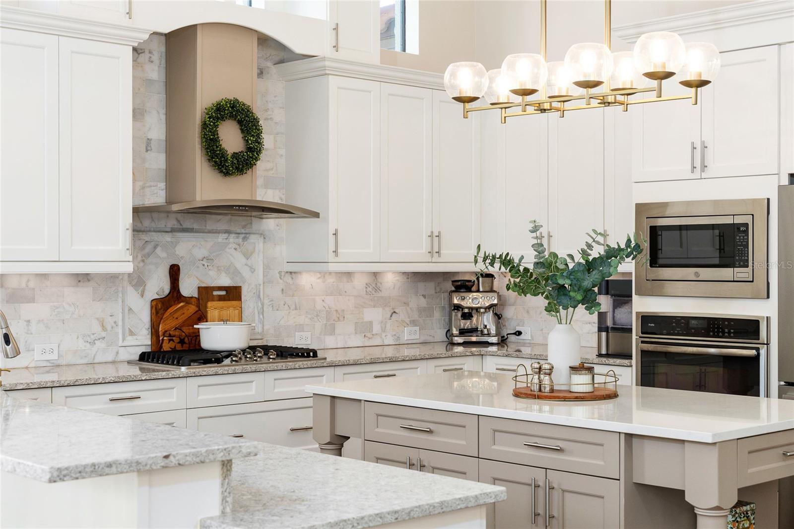 Image 19 of 59 For 16406 Chapman Crossing Drive