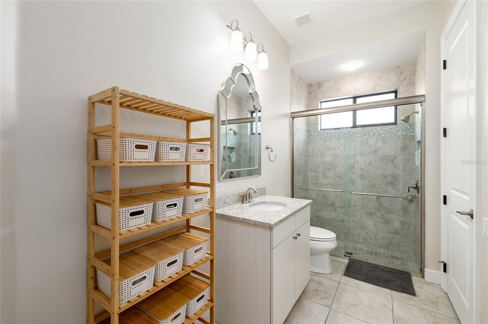 Image 32 of 59 For 16406 Chapman Crossing Drive