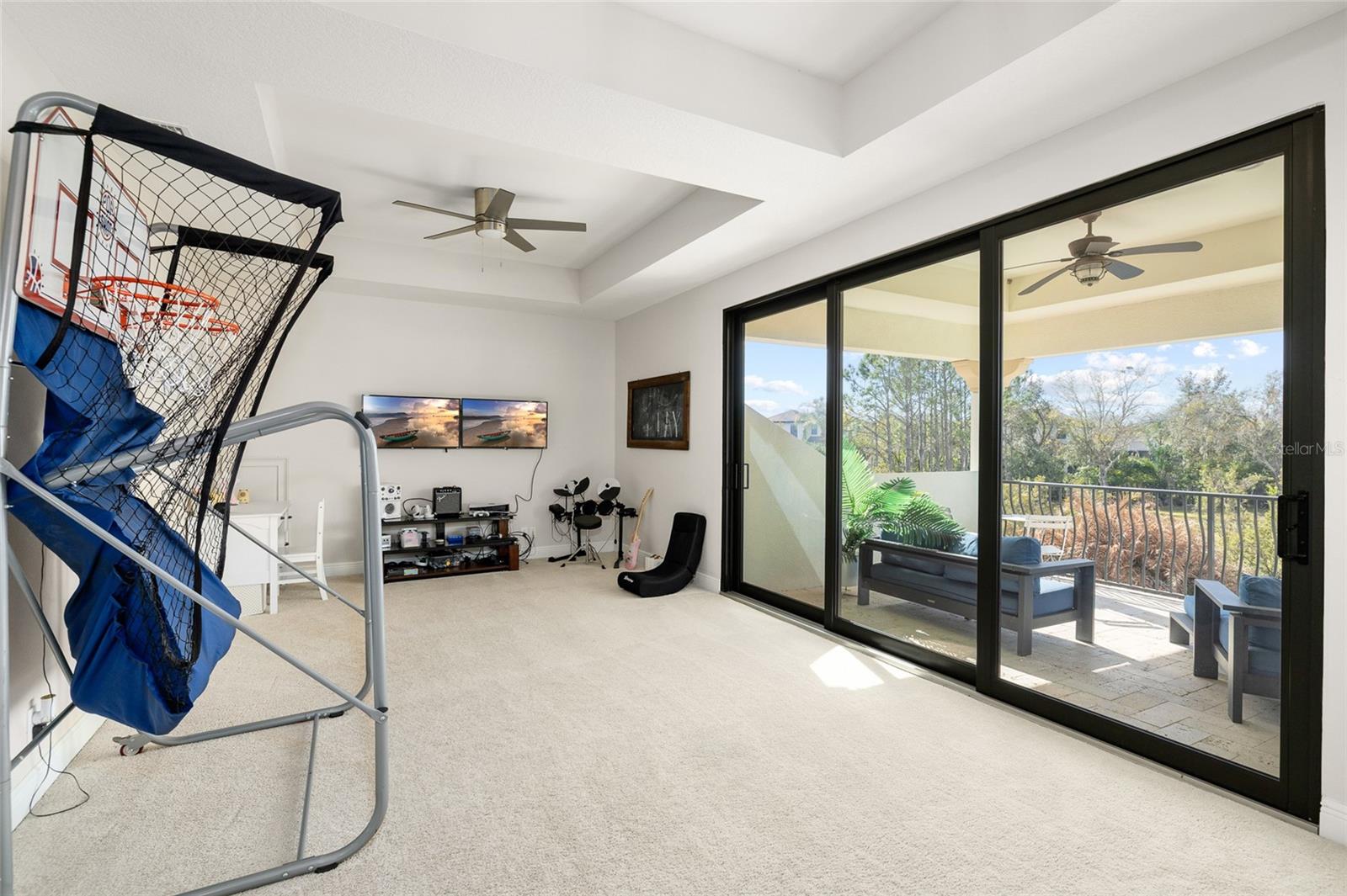 Image 34 of 59 For 16406 Chapman Crossing Drive