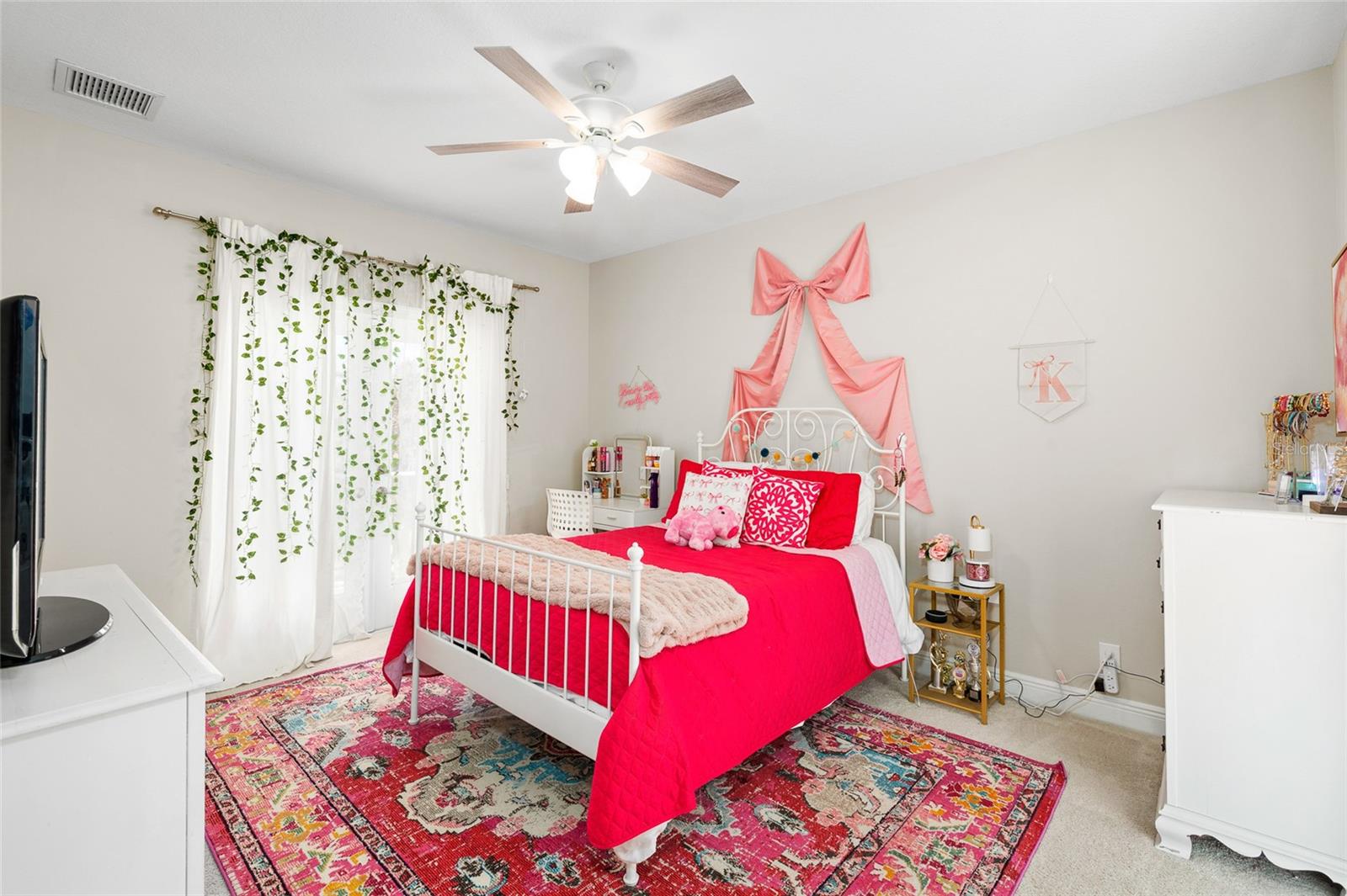 Image 37 of 59 For 16406 Chapman Crossing Drive