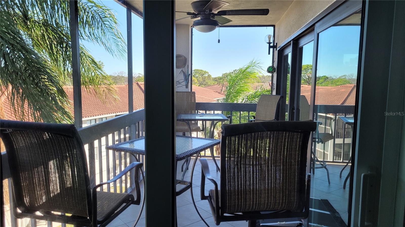 Image 23 of 44 For 1806 Mariner Drive 318