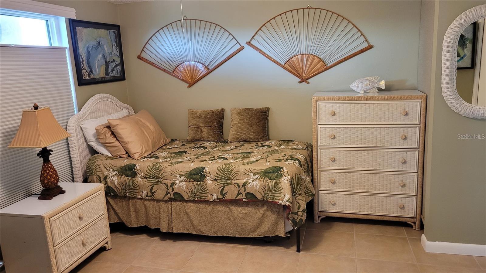 Image 31 of 44 For 1806 Mariner Drive 318