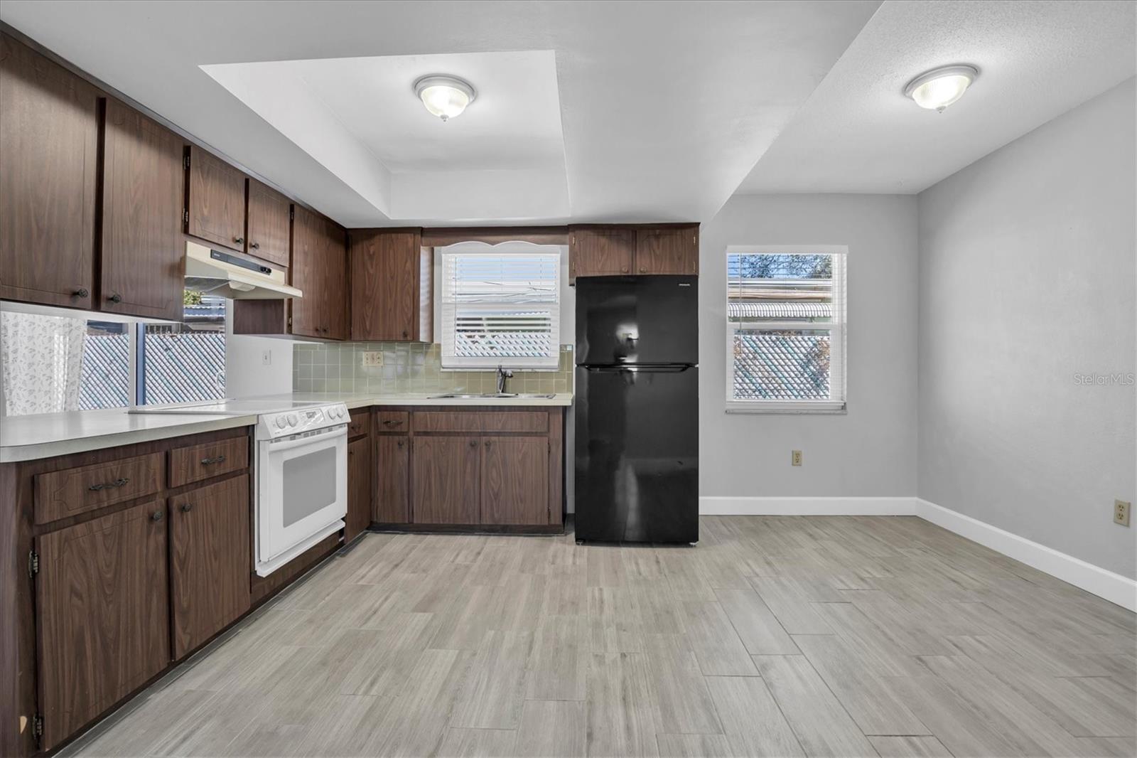 Image 8 of 27 For 3401 37th Street N