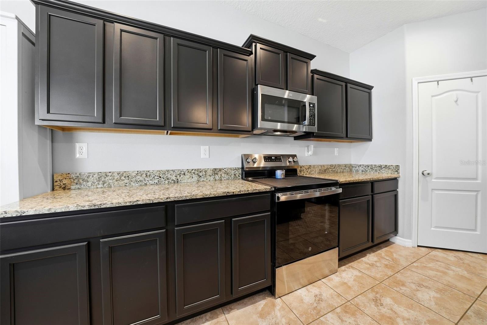 Image 17 of 76 For 14604 Rannoch Moor Place