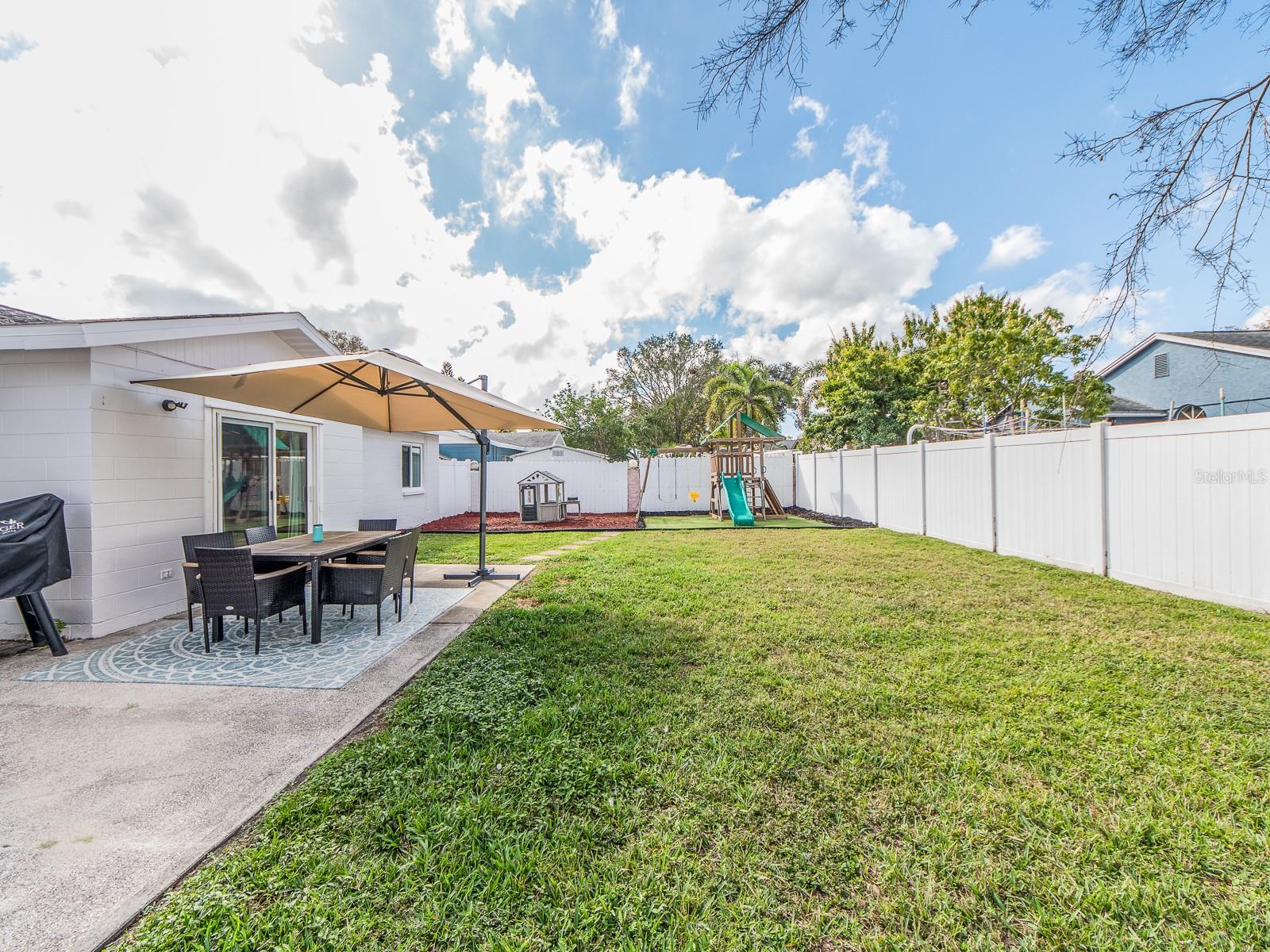 Image 34 of 37 For 12410 Cumberland Drive