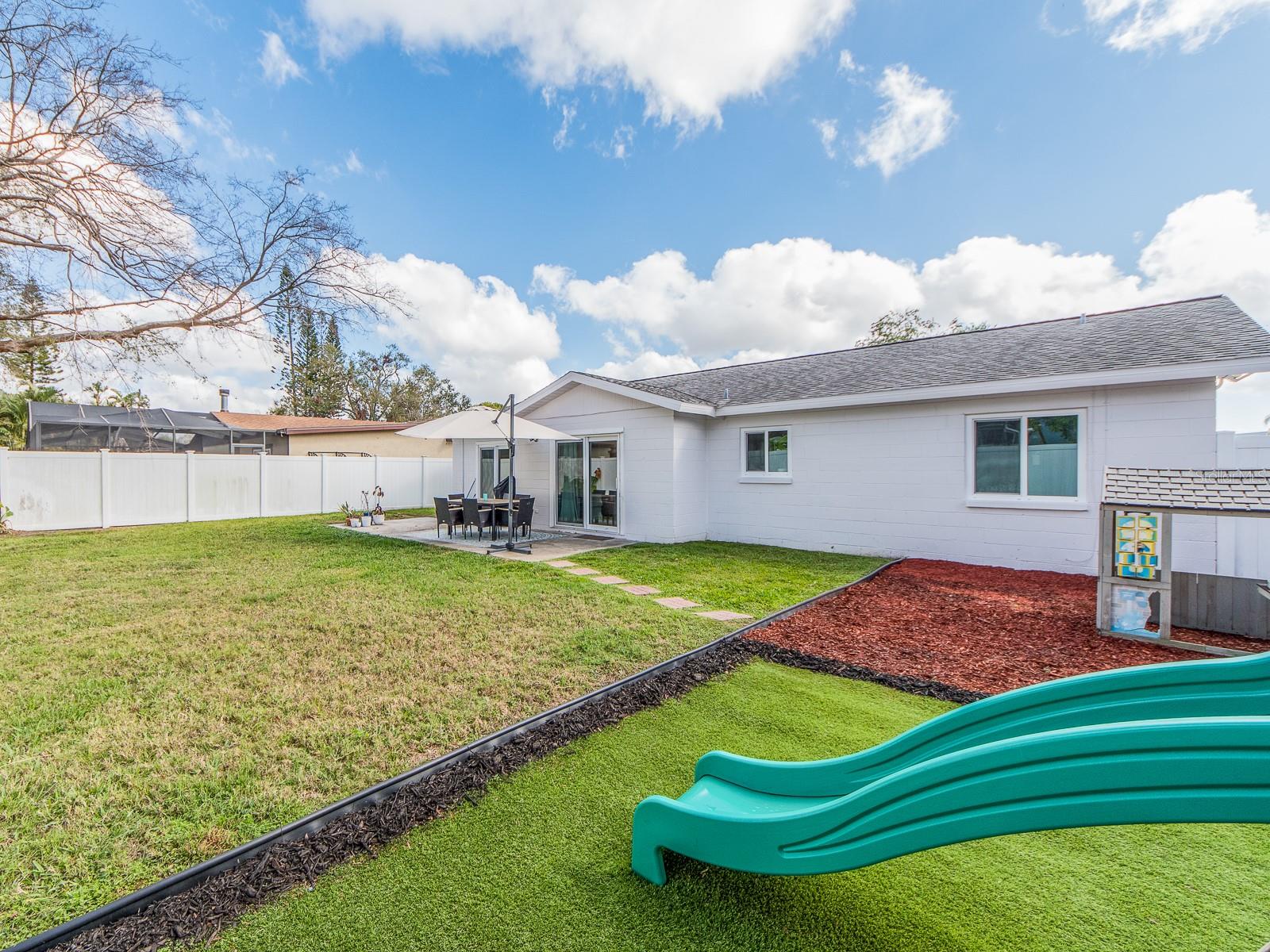 Image 36 of 37 For 12410 Cumberland Drive