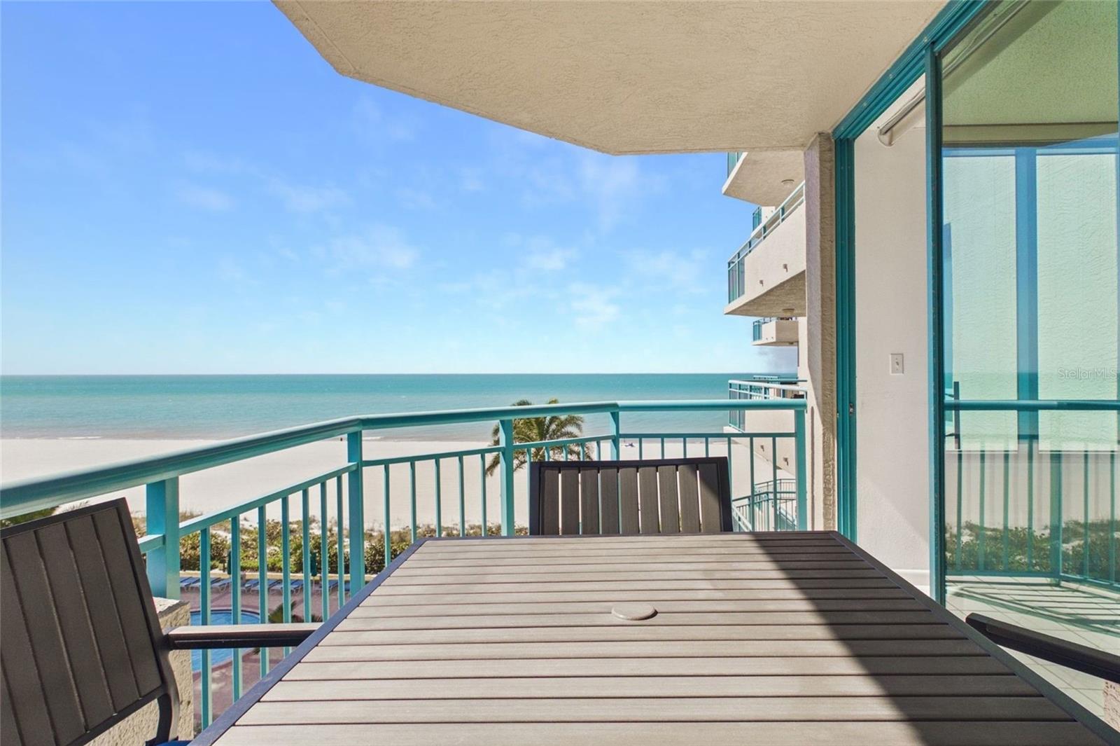 Image 14 of 22 For 1520 Gulf Boulevard 505