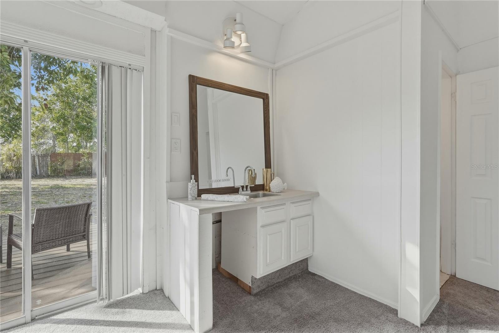 Image 16 of 33 For 3515 Country Club Way S