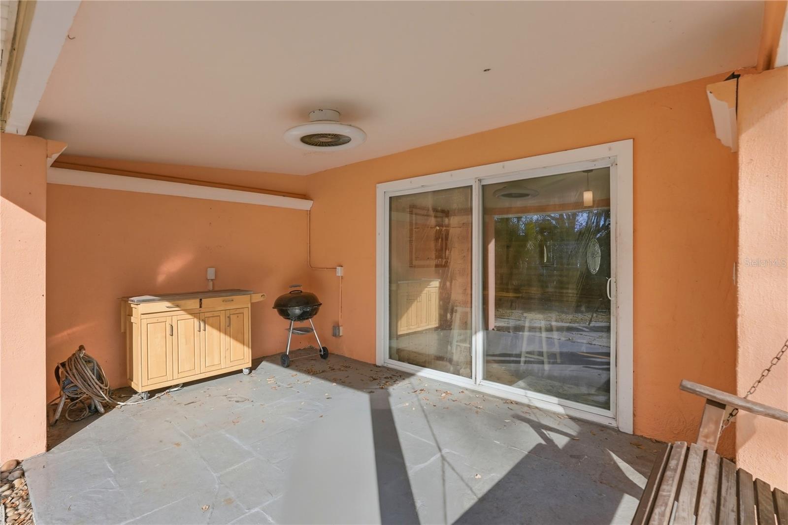 Image 27 of 33 For 3515 Country Club Way S