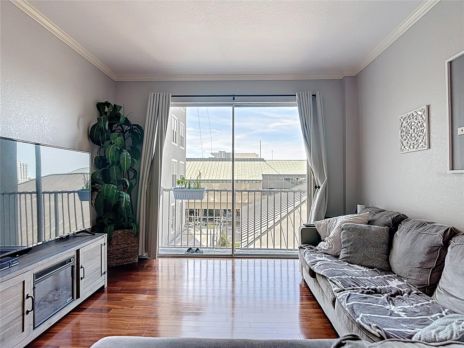 Image 11 of 41 For 700 Harbour Island Boulevard 317