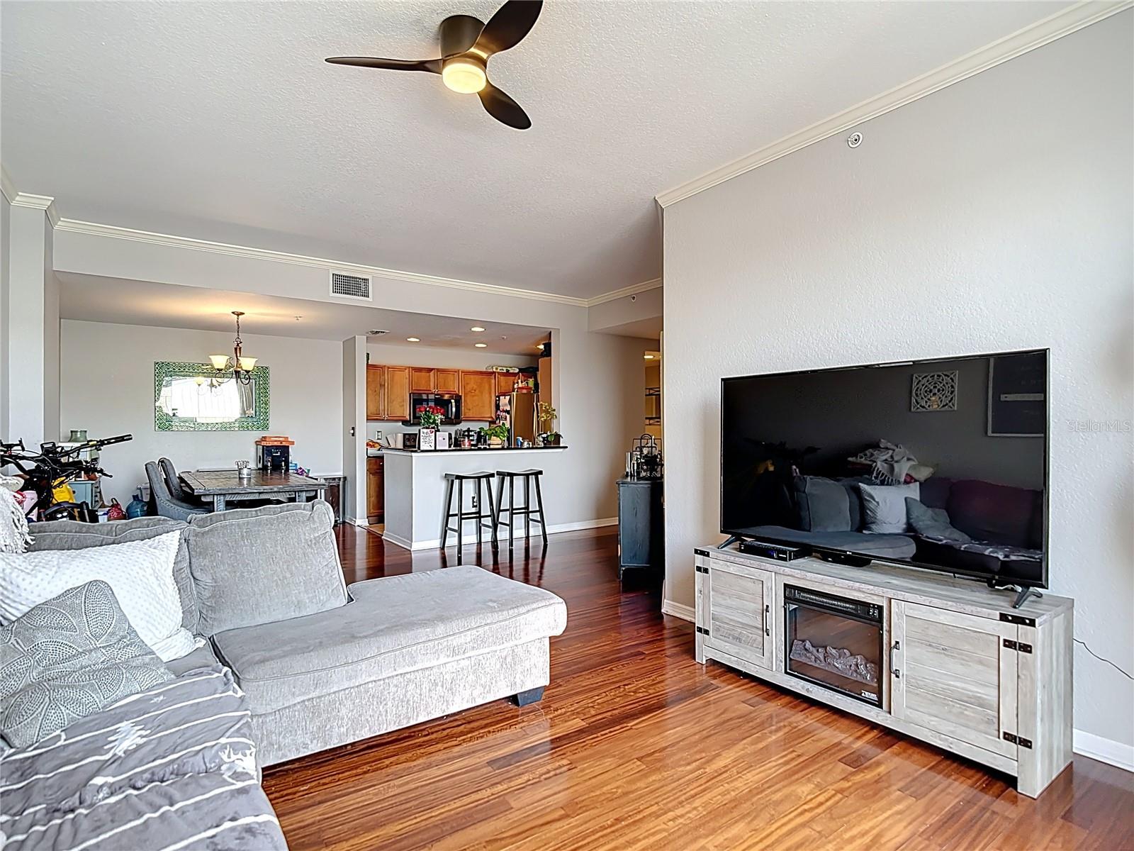 Image 15 of 41 For 700 Harbour Island Boulevard 317