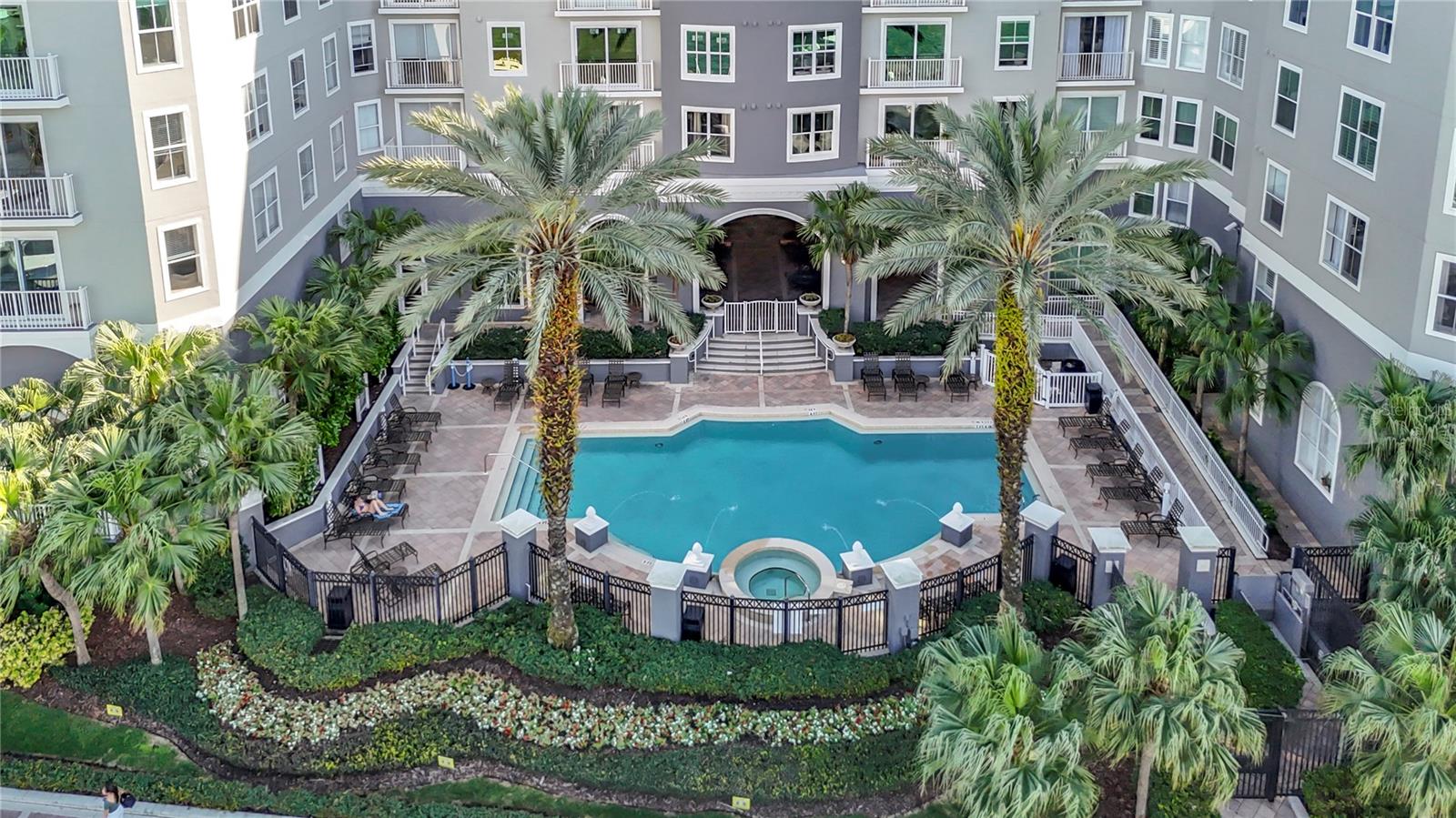 Image 32 of 41 For 700 Harbour Island Boulevard 317