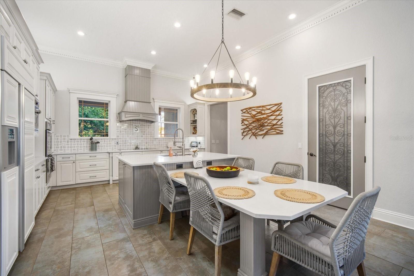 Image 24 of 70 For 11441 Hammock Oaks Court