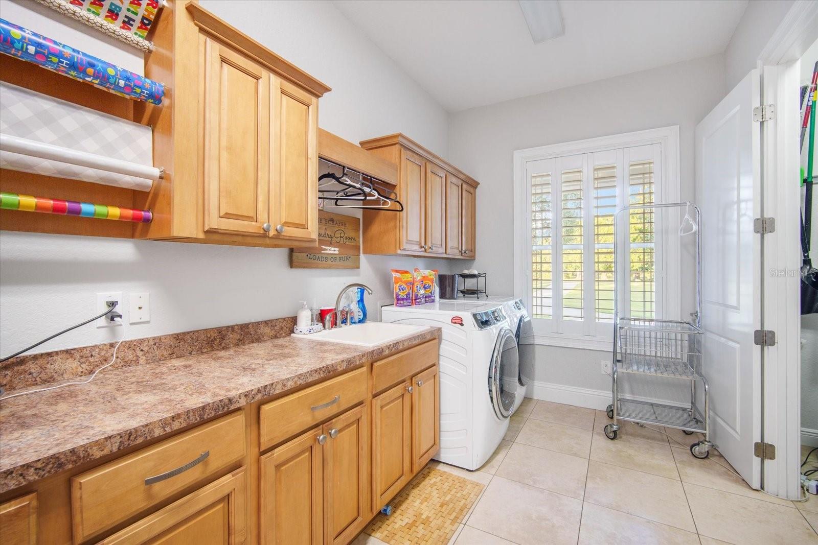 Image 43 of 70 For 11441 Hammock Oaks Court