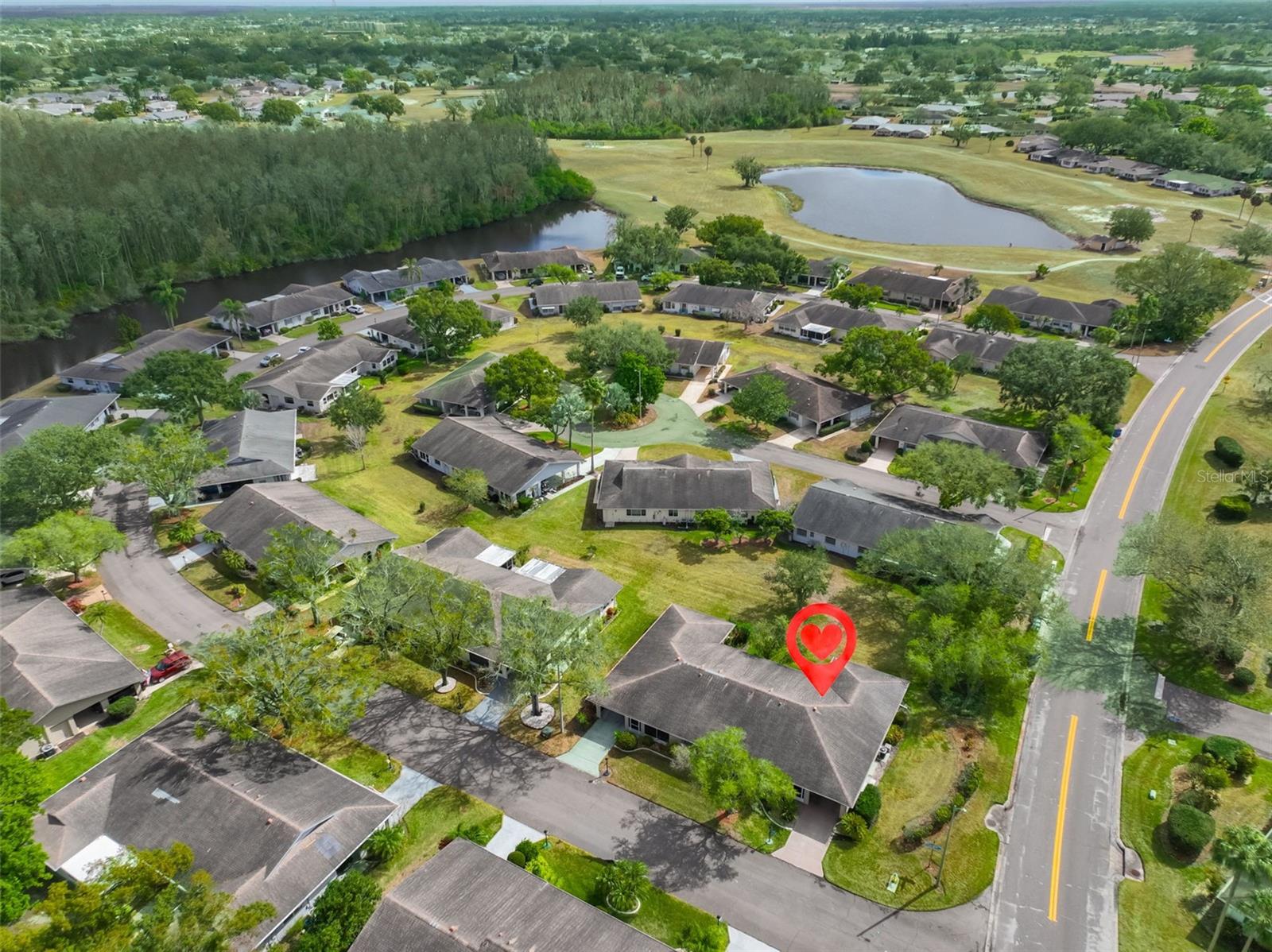 Image 3 of 92 For 2001 Heathfield Circle 239