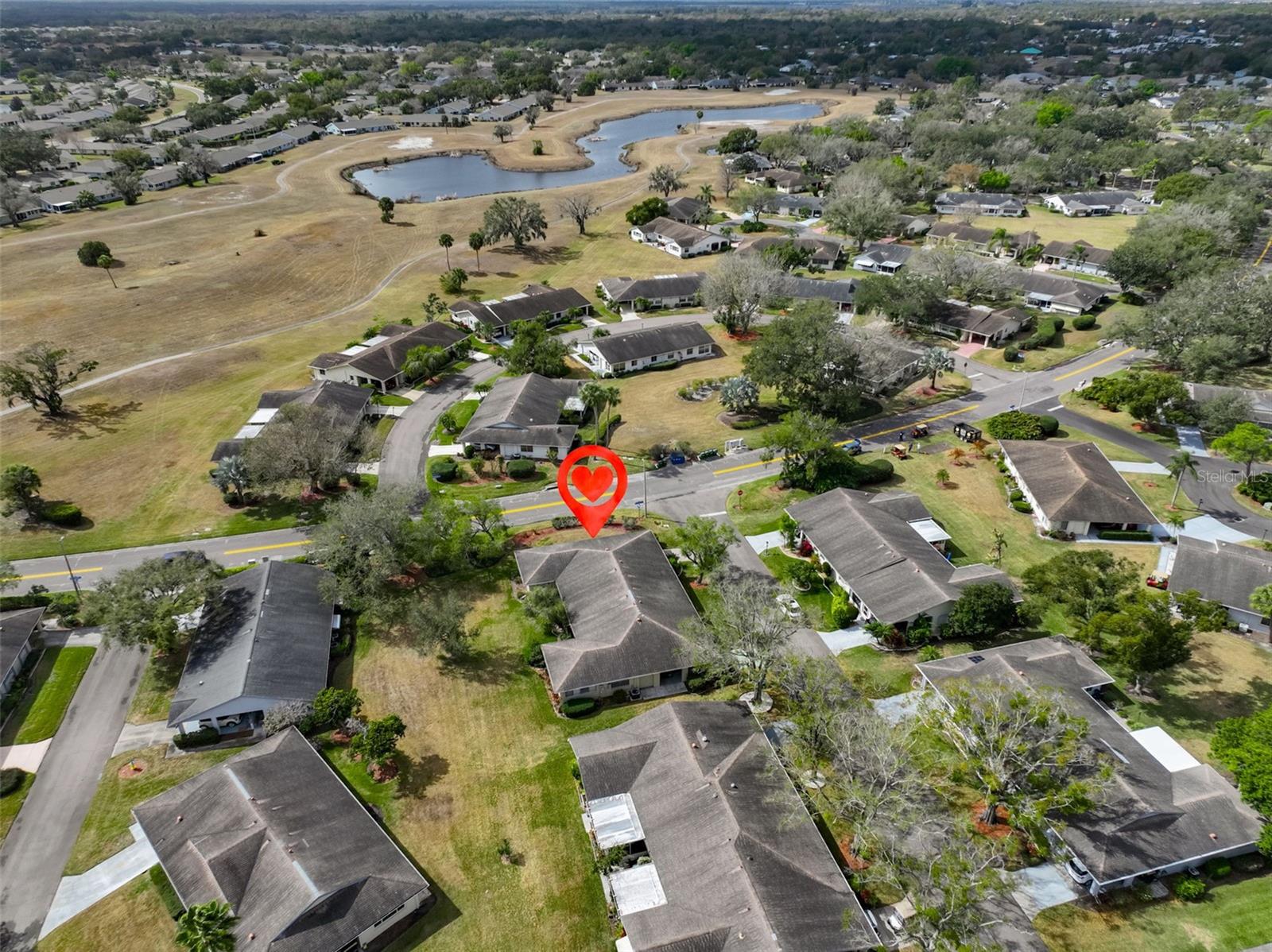 Image 4 of 92 For 2001 Heathfield Circle 239