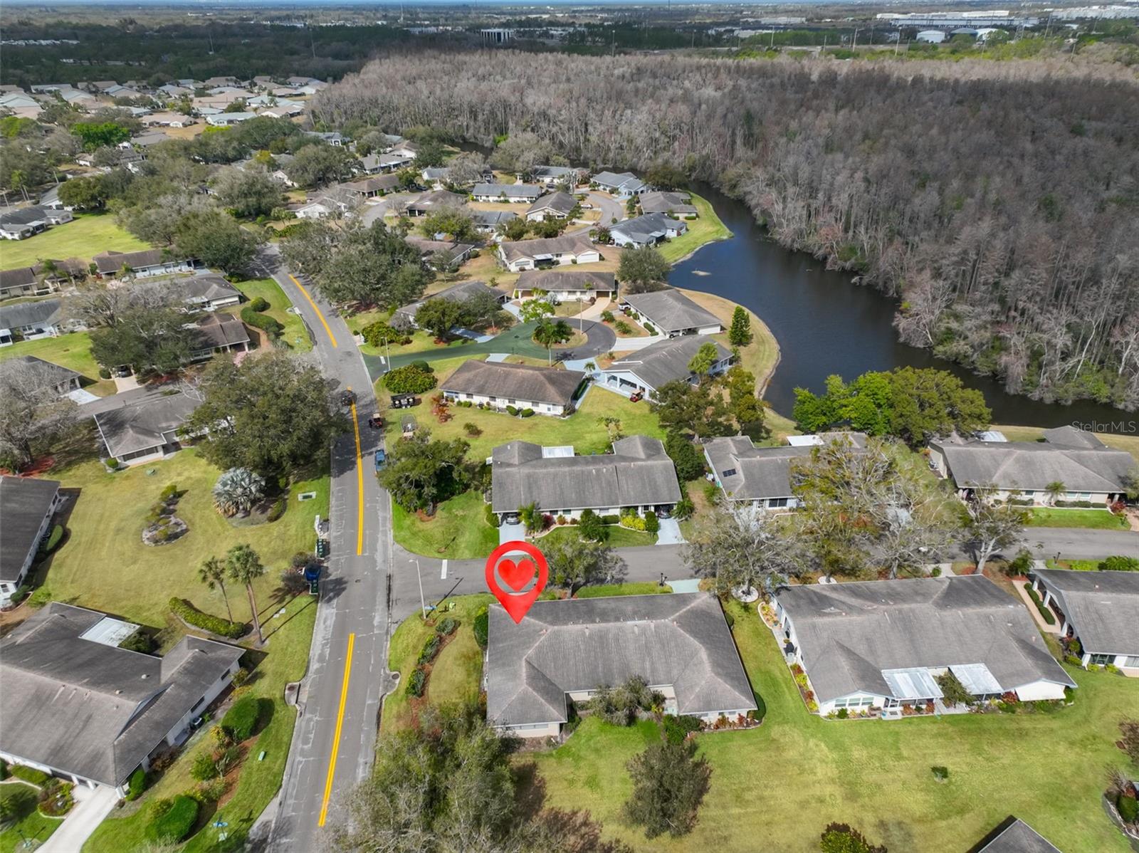 Image 5 of 92 For 2001 Heathfield Circle 239