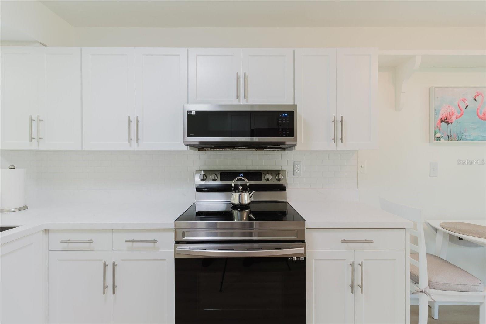 Image 14 of 38 For 7807 Hardwick Drive 111