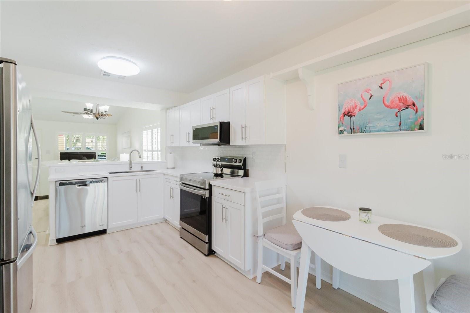 Image 19 of 38 For 7807 Hardwick Drive 111