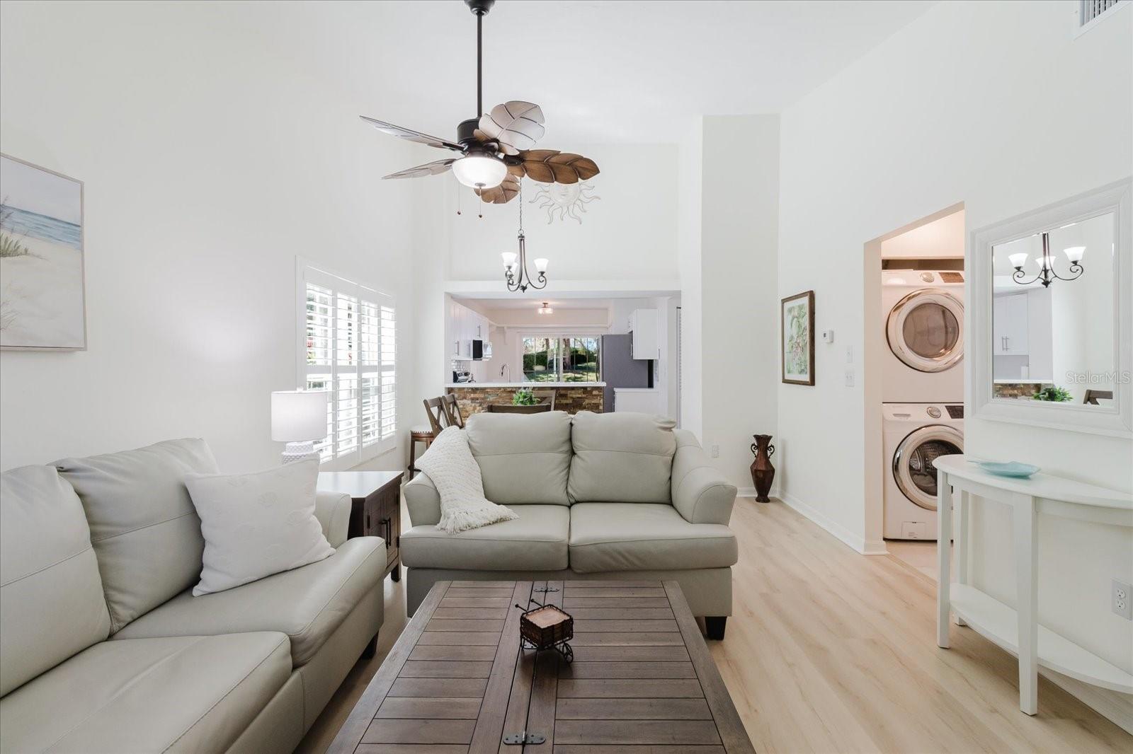 Image 5 of 38 For 7807 Hardwick Drive 111