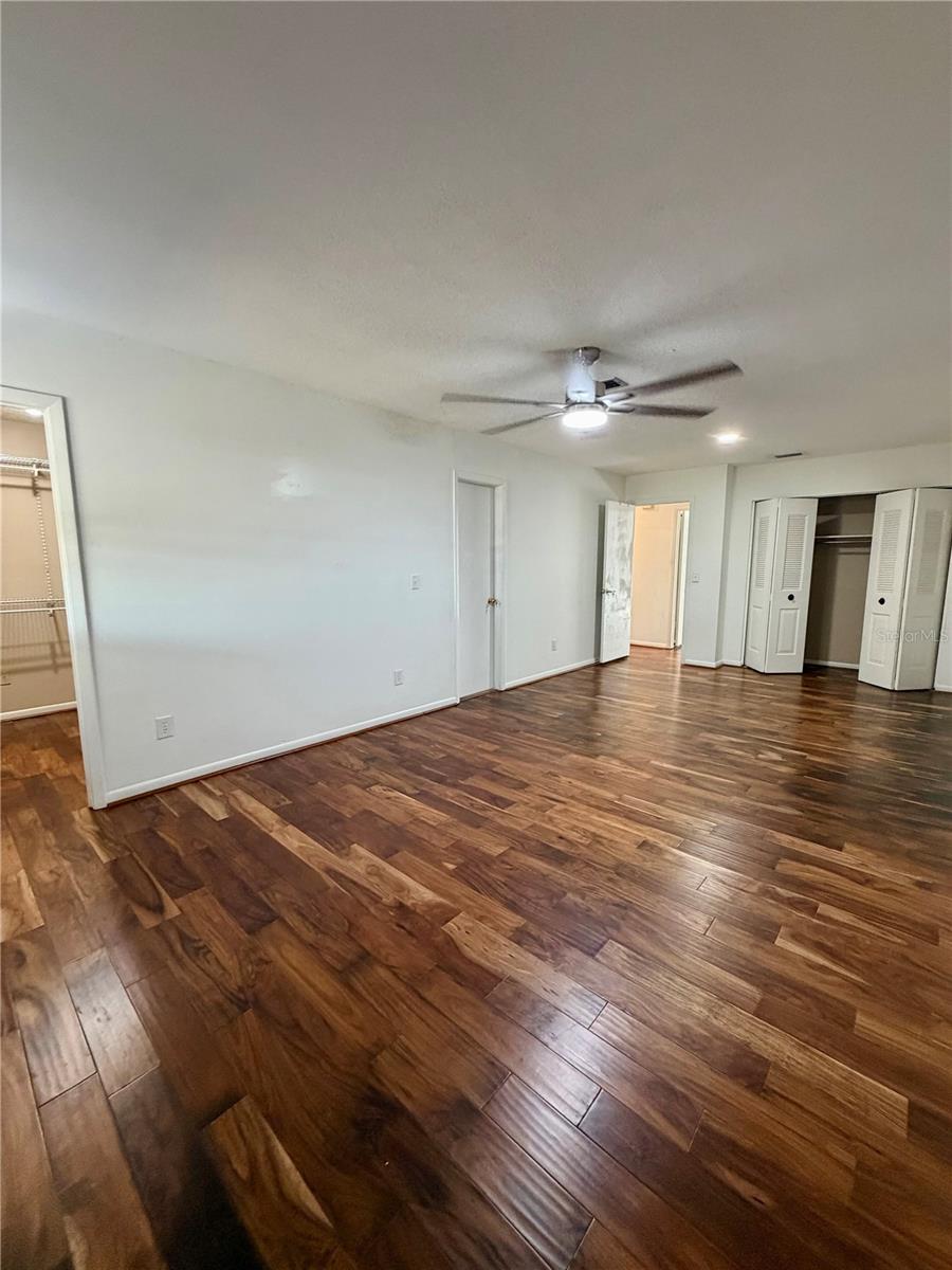 Image 12 of 22 For 7303 Woodkirk Court