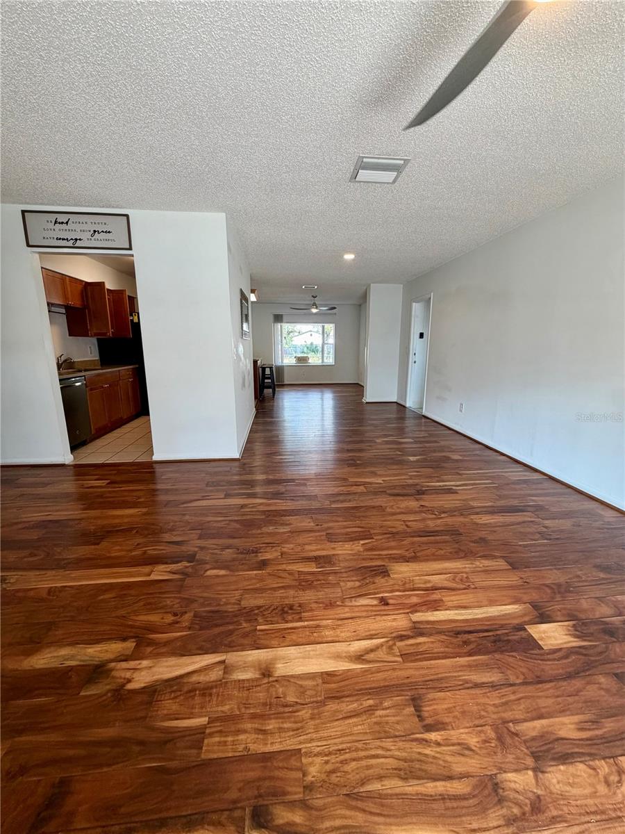 Image 3 of 22 For 7303 Woodkirk Court