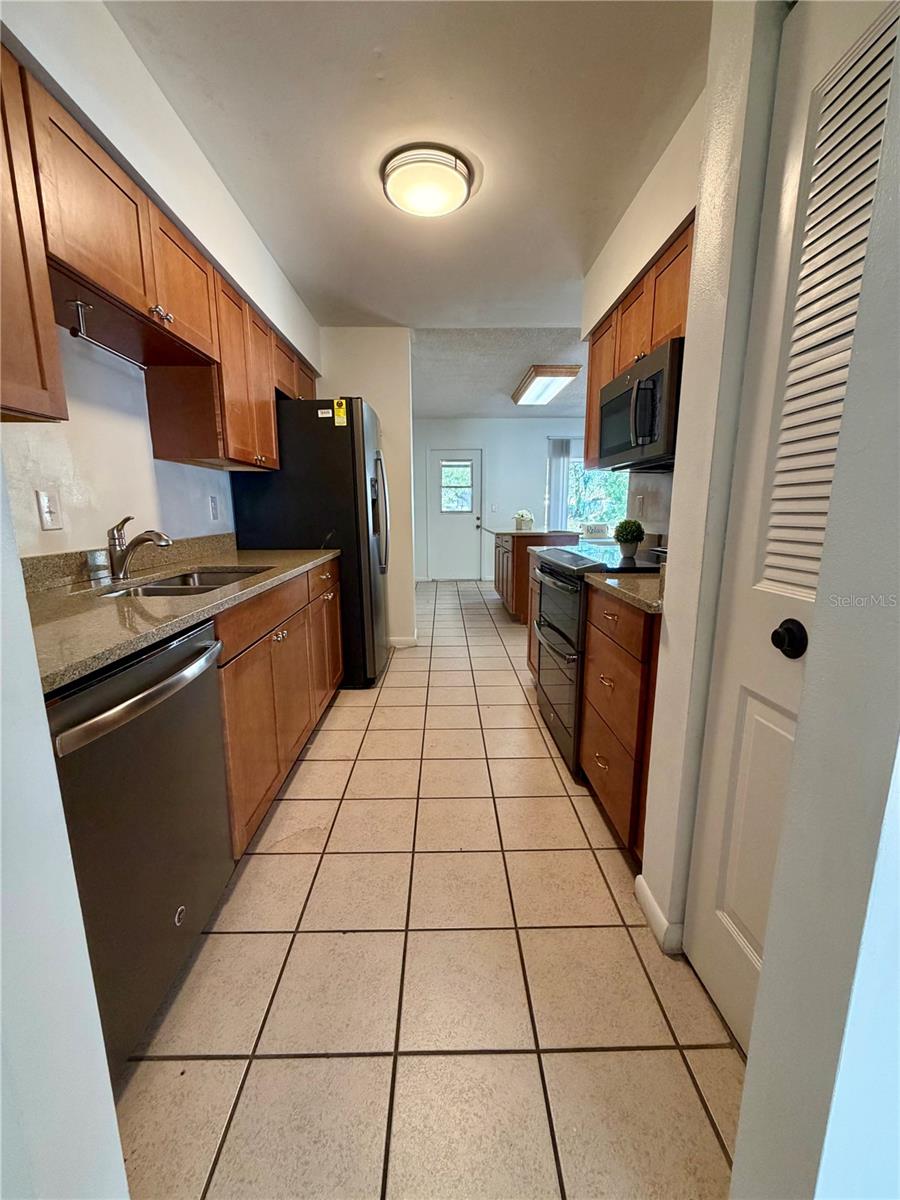 Image 9 of 22 For 7303 Woodkirk Court