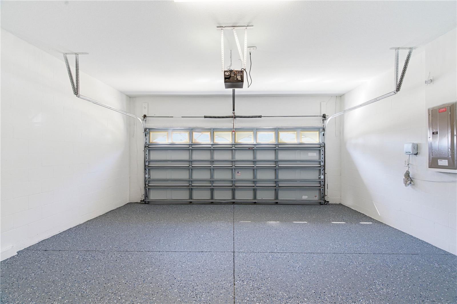 Listing photo id 17 for 13331 Graham Yarden Drive