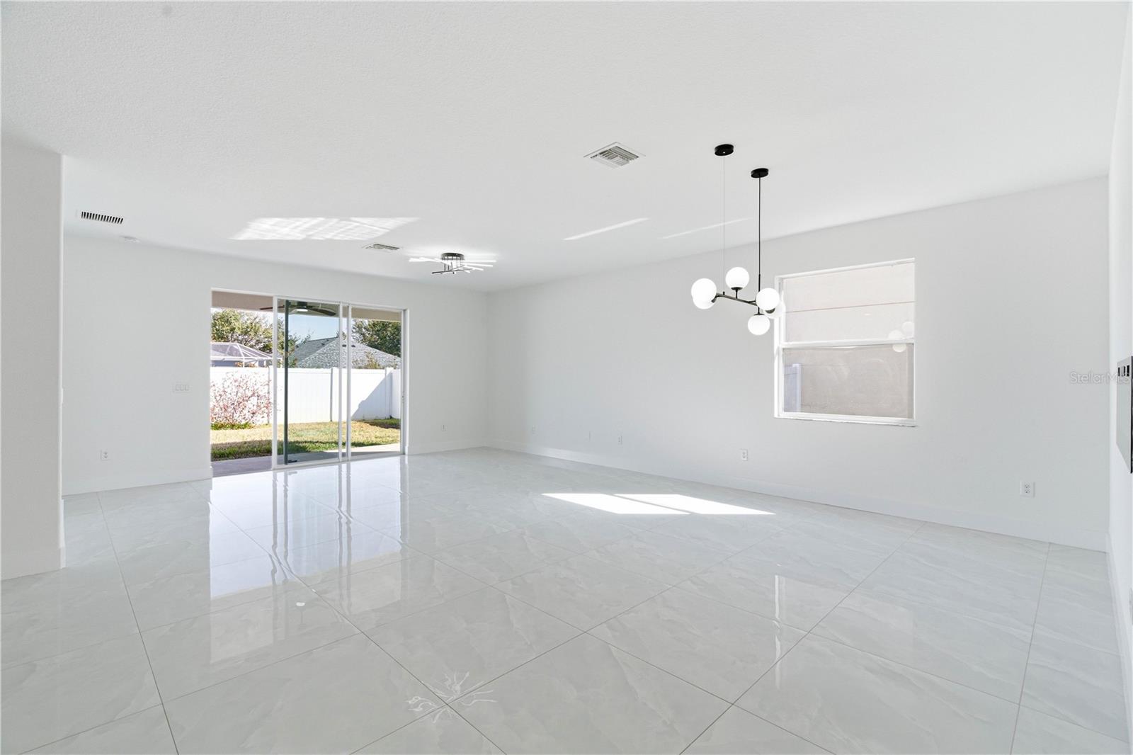 Listing photo id 37 for 13331 Graham Yarden Drive