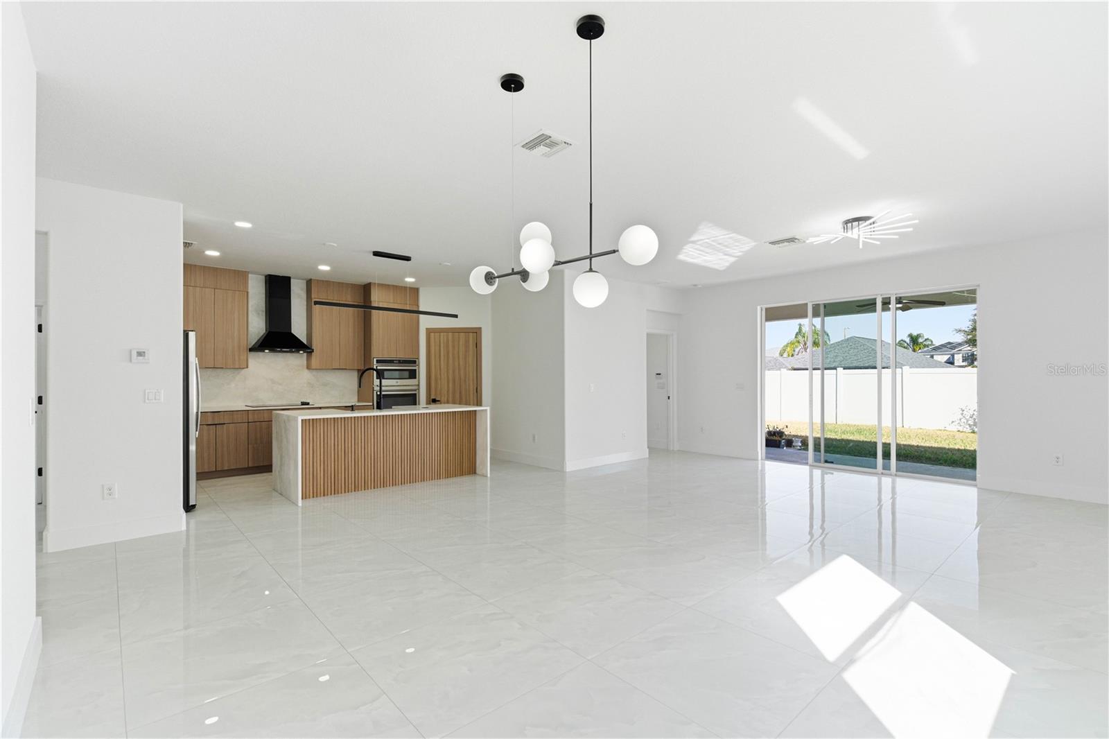 Listing photo id 40 for 13331 Graham Yarden Drive