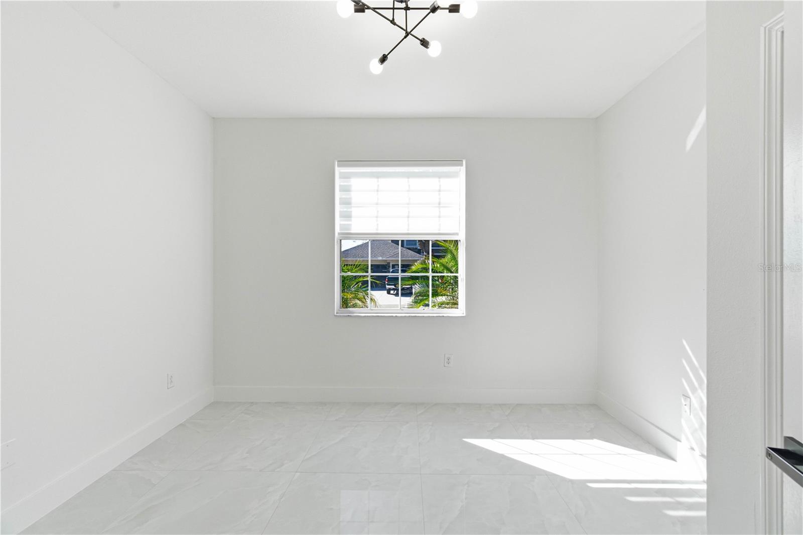 Listing photo id 5 for 13331 Graham Yarden Drive