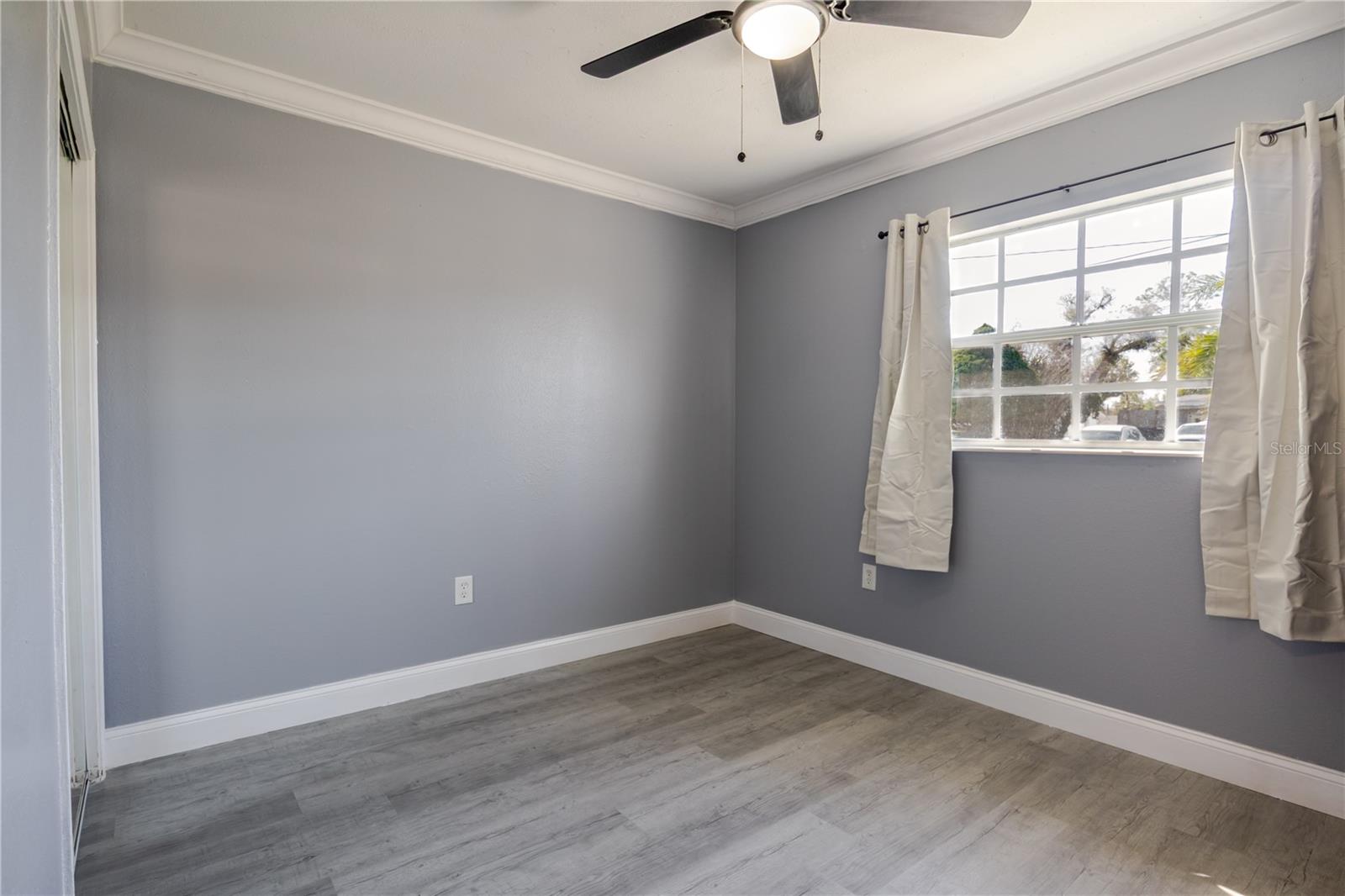 Image 12 of 30 For 8725 52nd Street