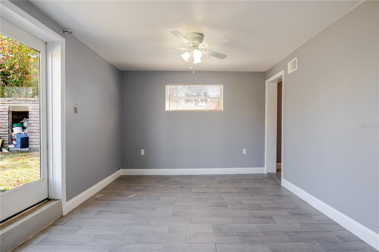 Image 28 of 30 For 8725 52nd Street