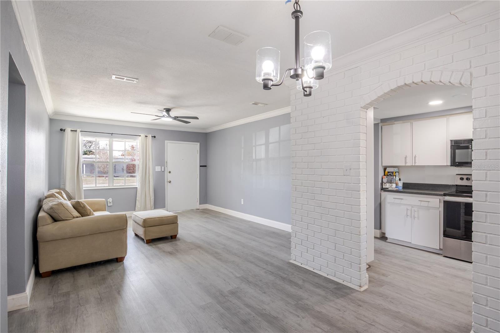 Image 6 of 30 For 8725 52nd Street