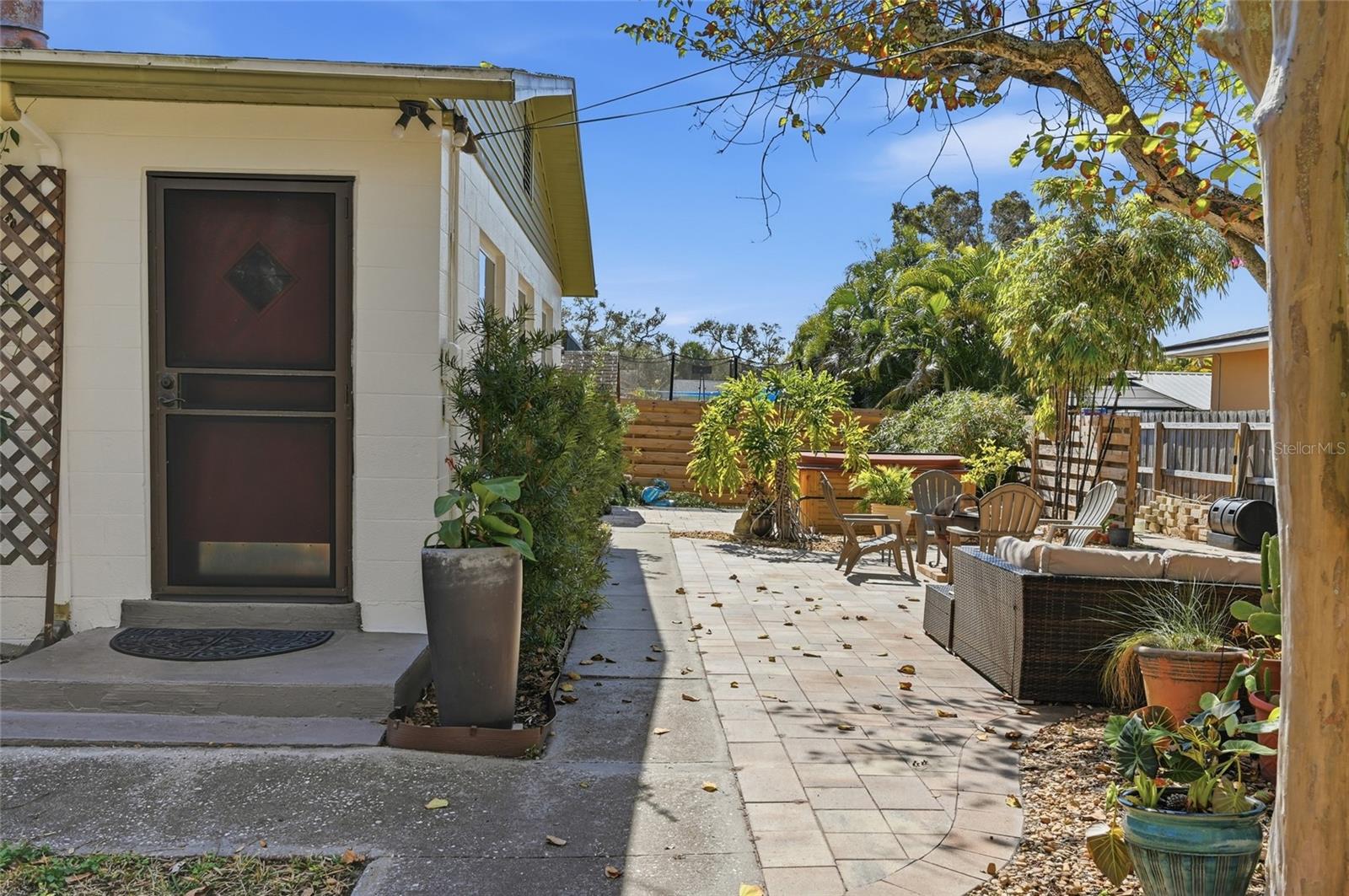 Image 10 of 82 For 2701 56th Street S