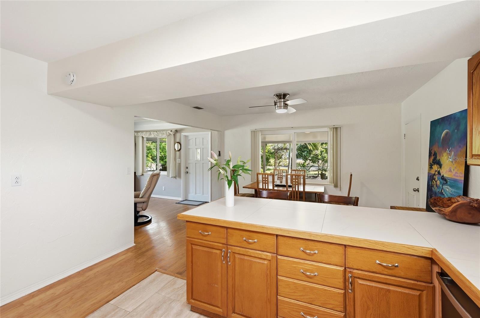 Image 28 of 82 For 2701 56th Street S