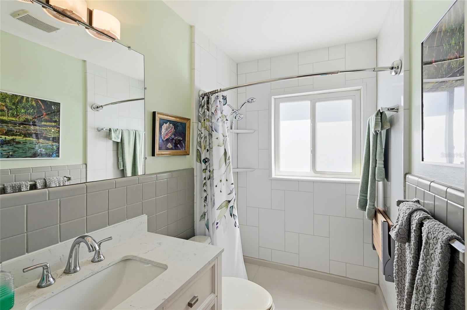 Image 34 of 82 For 2701 56th Street S