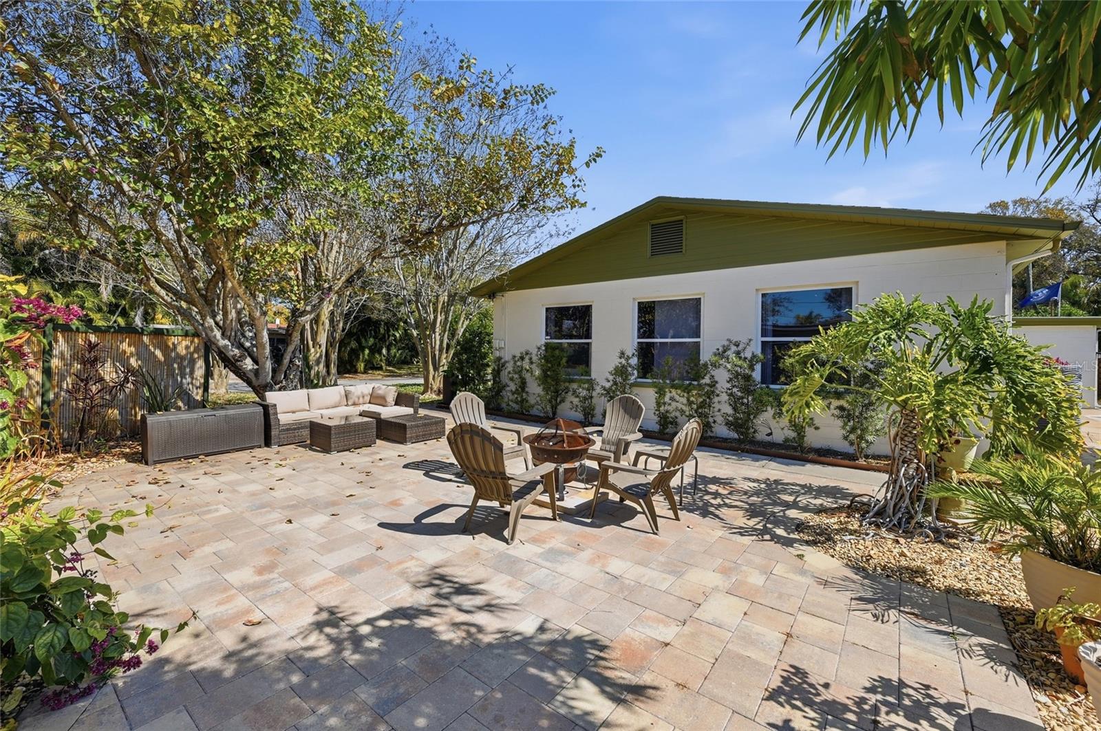 Image 58 of 82 For 2701 56th Street S