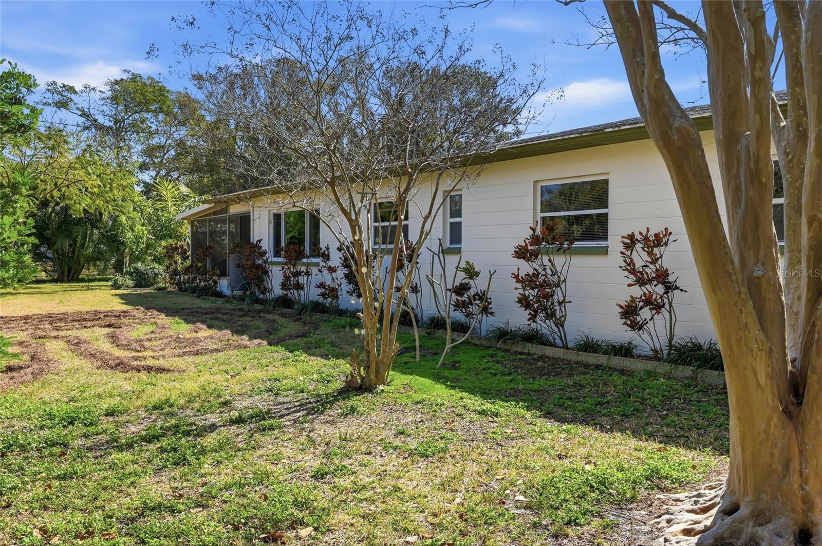 Image 7 of 82 For 2701 56th Street S