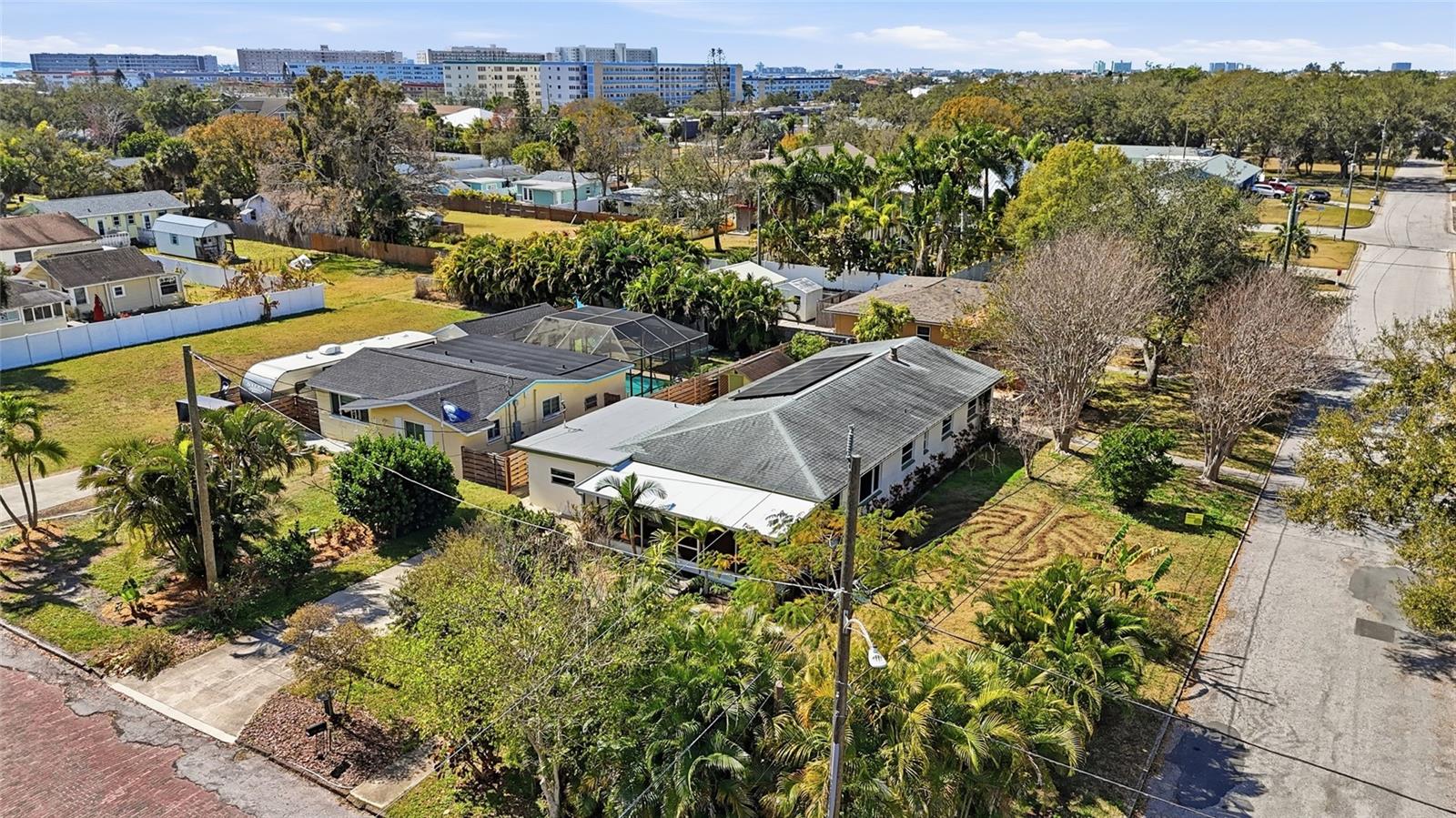 Image 74 of 82 For 2701 56th Street S