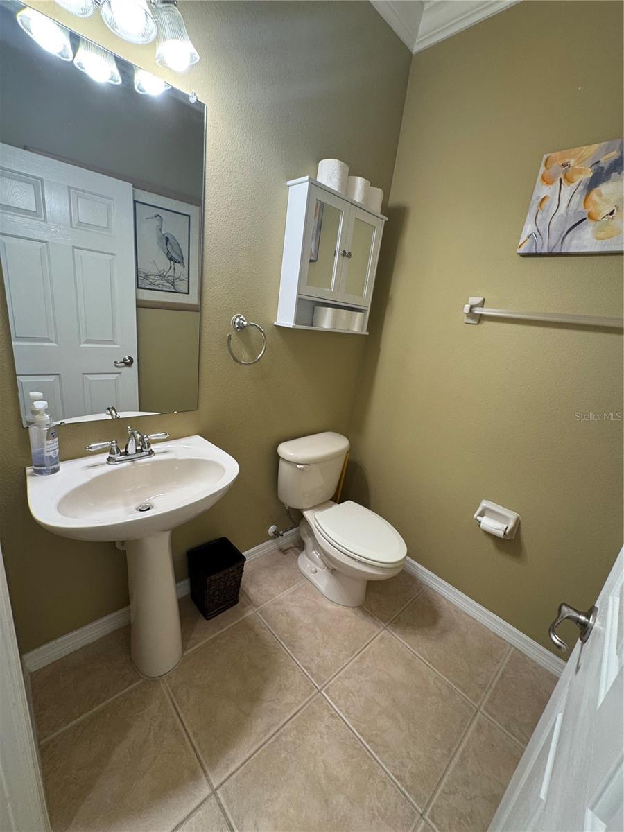 Image 27 of 60 For 1483 Hillview Lane