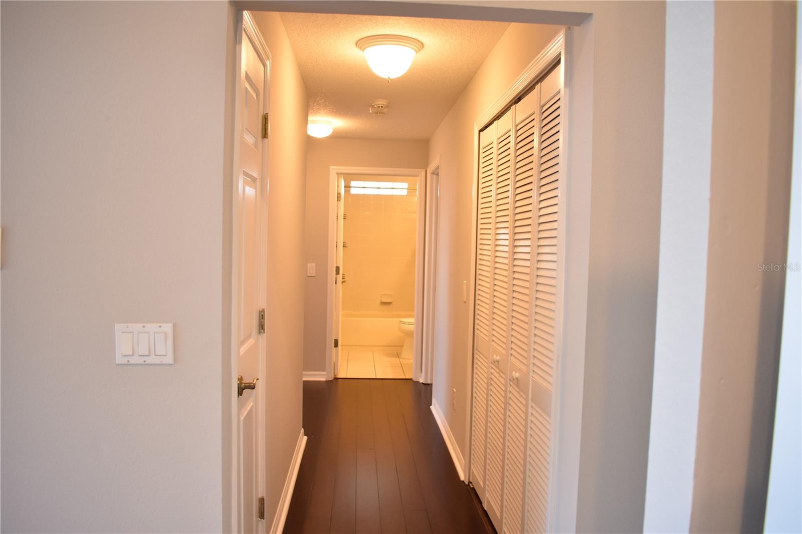 Image 17 of 32 For 2132 Brandon Park Circle