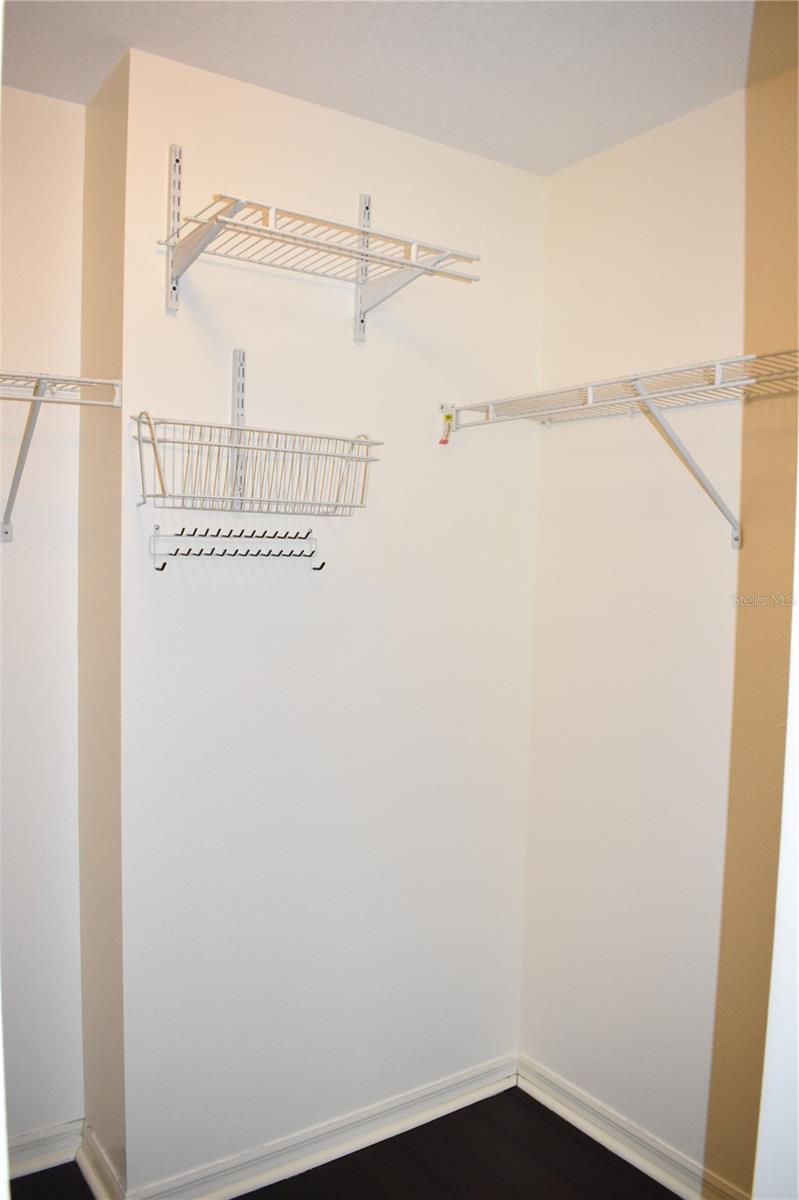 Image 27 of 32 For 2132 Brandon Park Circle