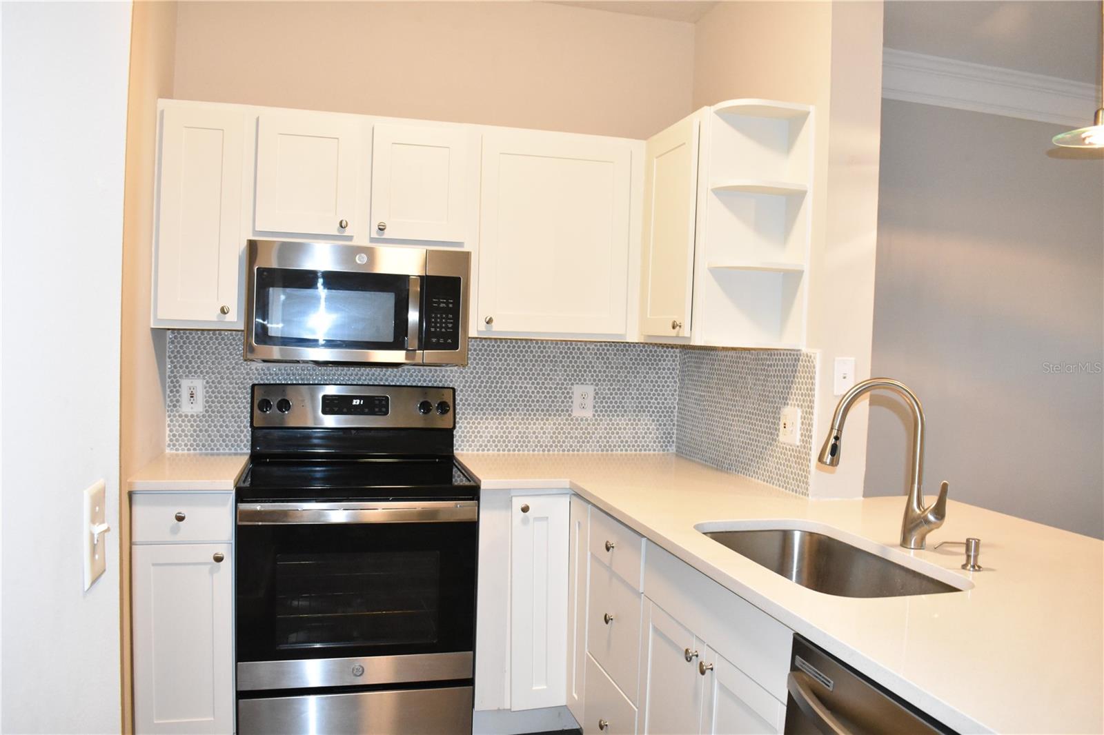 Image 8 of 29 For 4207 Dale Mabry Highway 12107