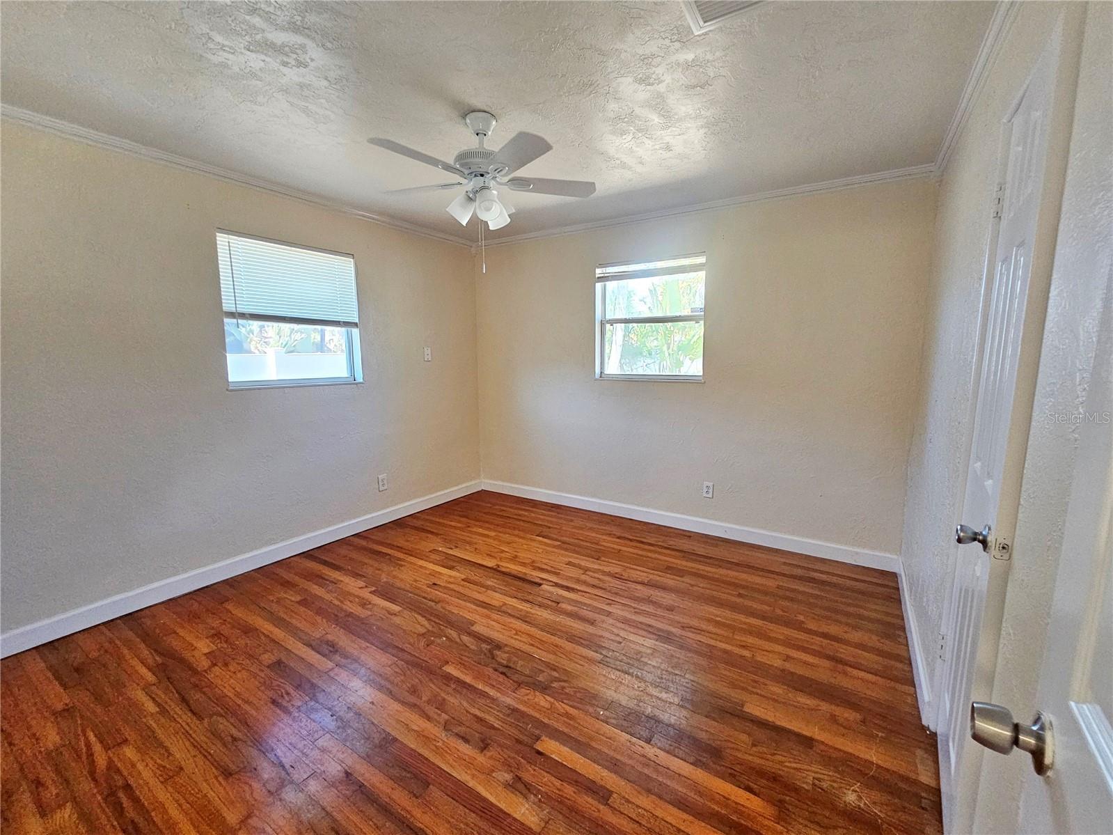 Image 14 of 26 For 5610 Kelly Drive N